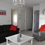 Schelvis Apartments
